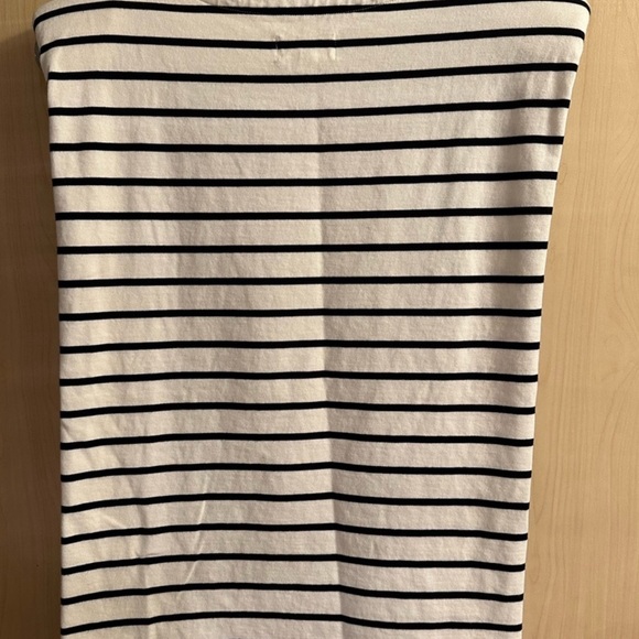 Hudson North Padded Sholder Tank Top comes in another color Navy free with - Picture 2 of 2